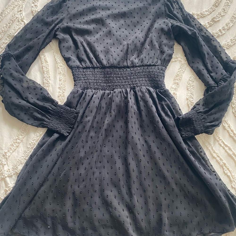 stradivarius Black Swiss Dot V-Neck Long Sleeve Dress - Picture 4 of 5